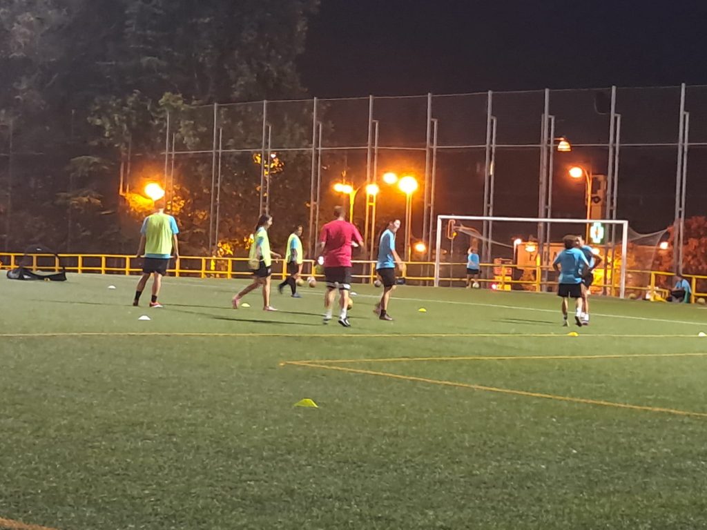 Entrenamiento del equipo de fútbol femenino del FC Alcobendas
